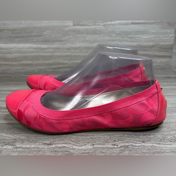 Coach Dahlia Barbie Core Pink Jaquard Logo Patent Cap Toe Ballet Flats Size 7 - Picture 12 of 12